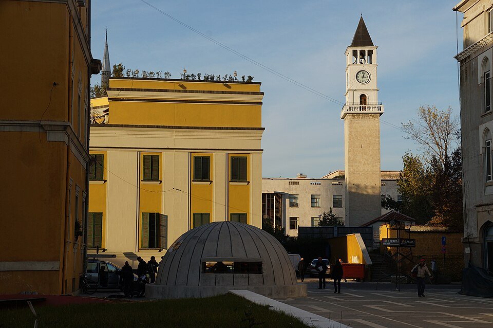 Chauffeured Tirana Panoramas: Dajti Cable Car VIP Lounge Access