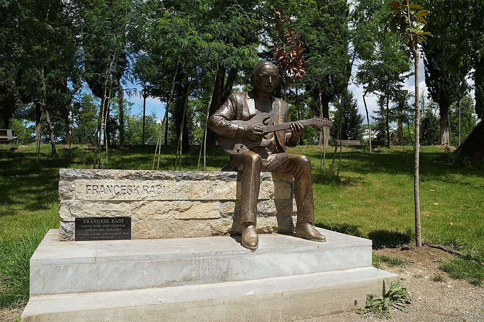 Campfire Folklore Evening with Albanian Lahuta Music