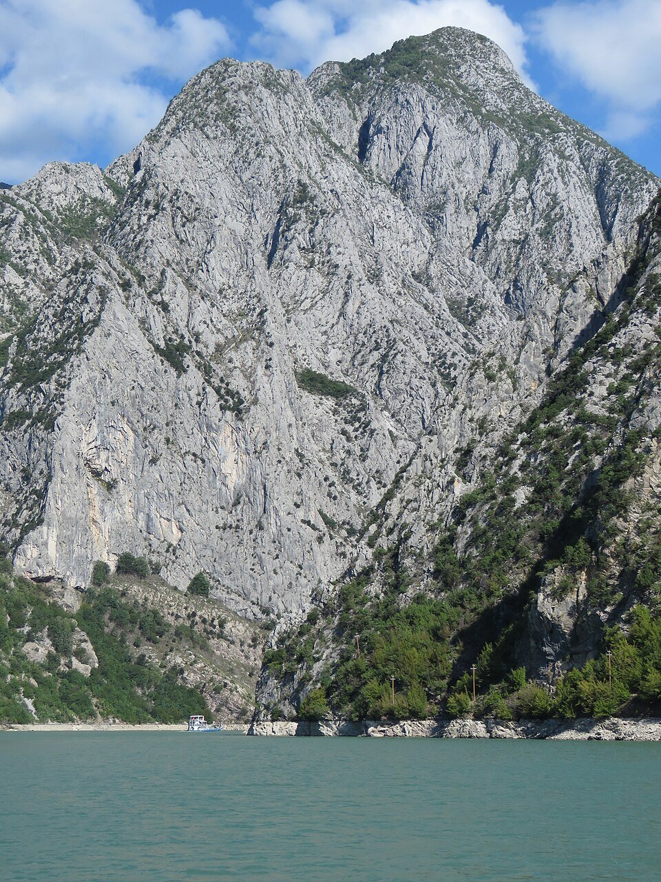 Roshnik Village Picturesque Countryside Drive