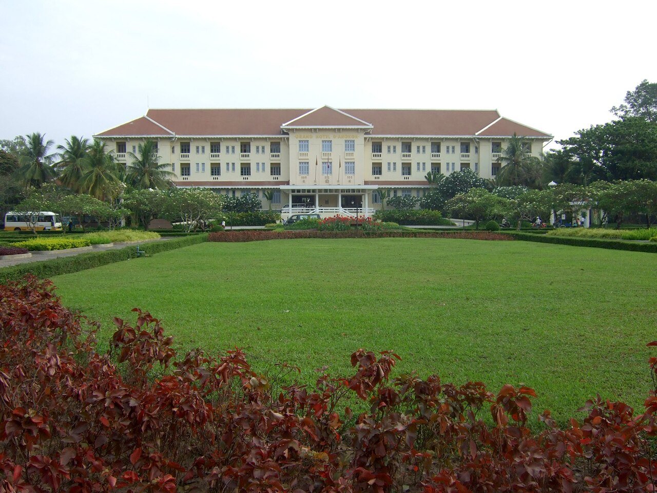 Raffles Grand Hotel d’Angkor