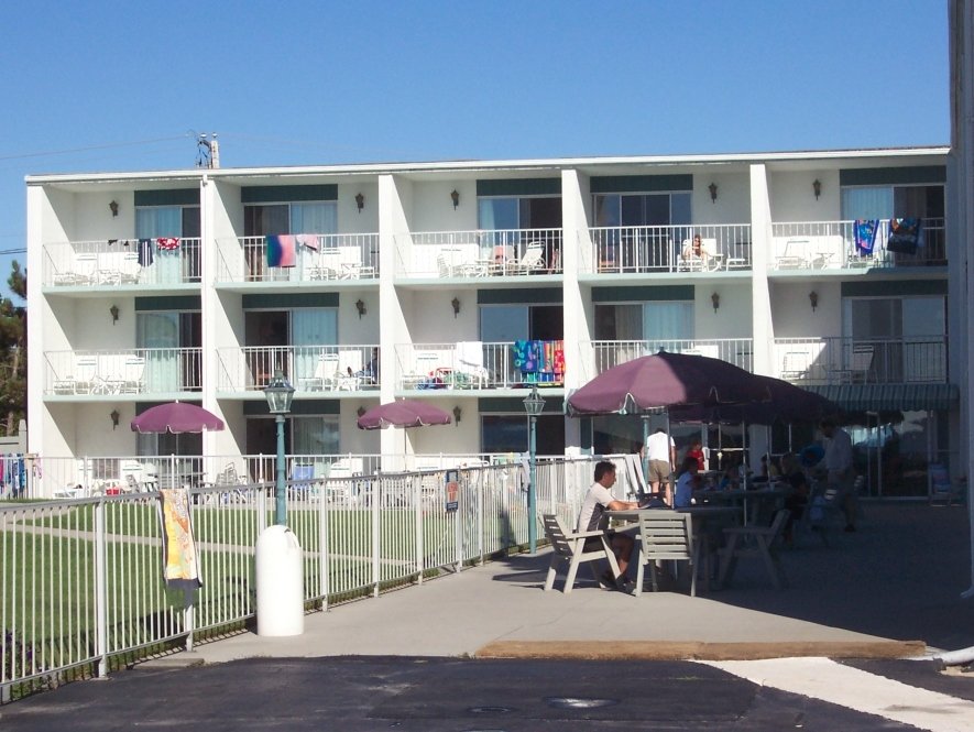 Kimpton Seafire Resort + Spa