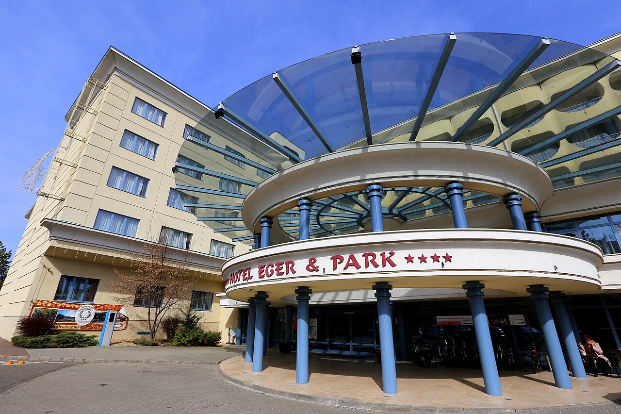 Hotel Eger & Park