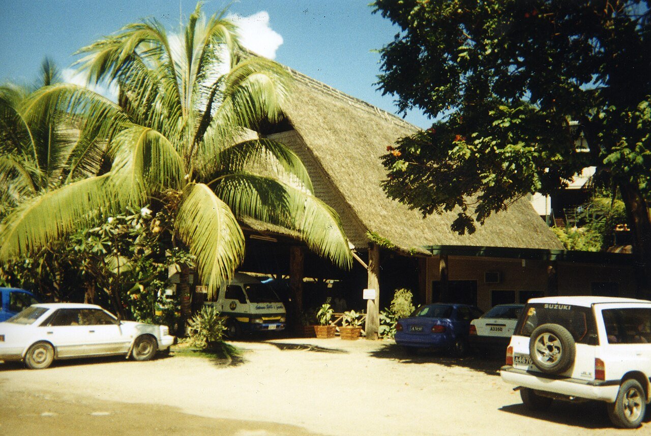 Uepi Island Resort Marovo Lagoon